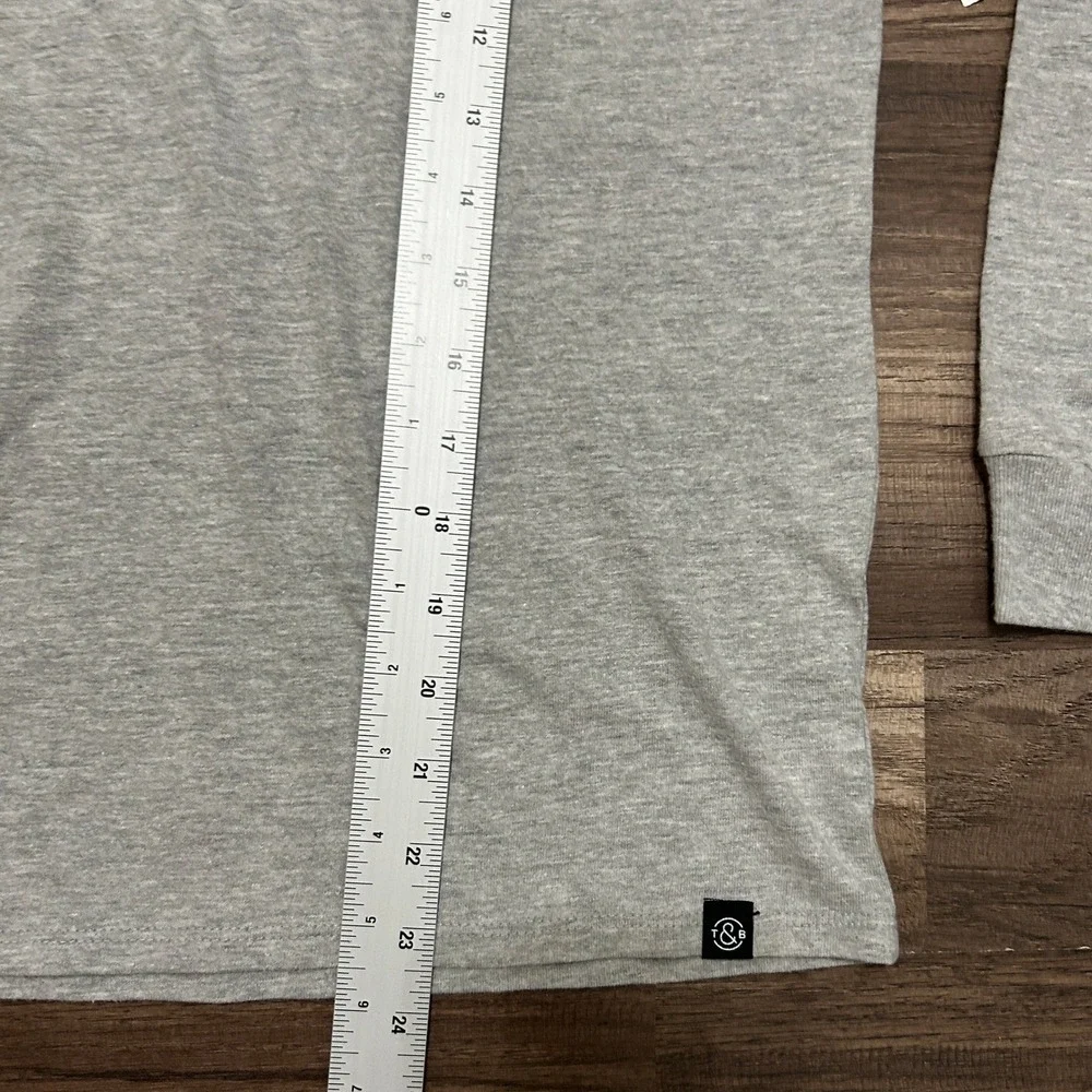 T&B Graphic Tee Kids L 10/12 Grey NEW Pwr To The Grls Long Sleeve Shirt Feminist